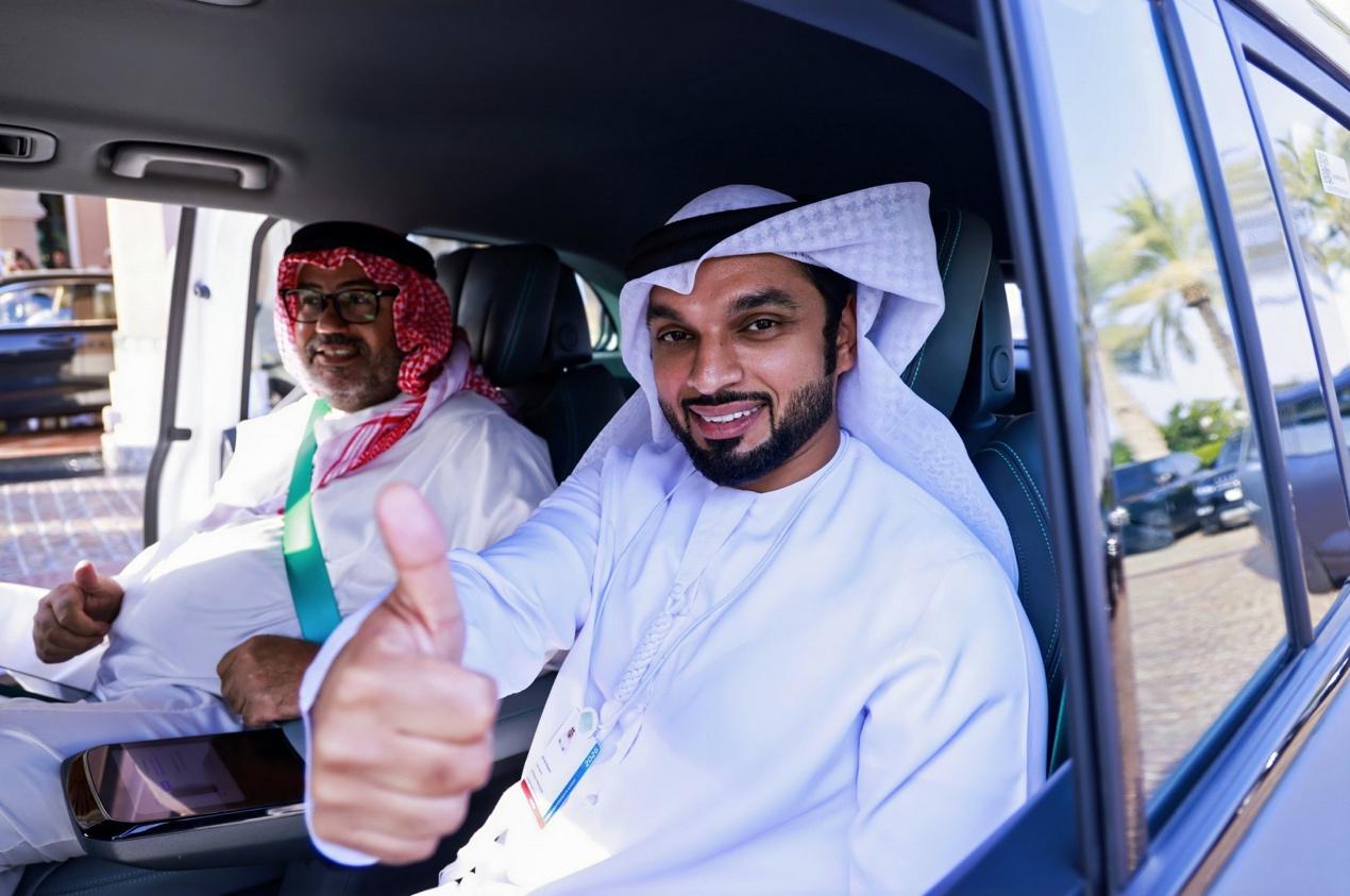 萝卜快跑成WGS世界政府峰会唯一全无人车队