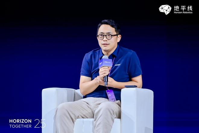 大咖对话:从L2到L4,如何破解高阶智驾落地难题 大咖对话:从L2到L4,如何破解高阶智驾落地难题