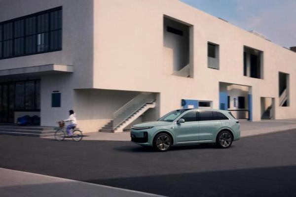 轻舟智航单芯片跑通城市NOA 首发上车理想车型