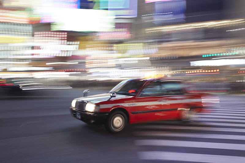北京裂先生有空闲汽油车-京N•18***租赁出去