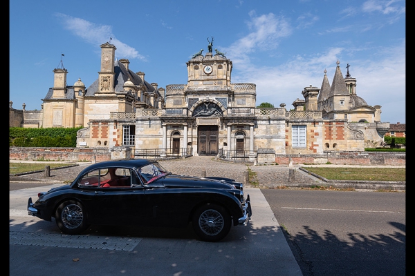 新能源货车办证时限缩短至20小时 “高效办成一件事”刷新交通审批速度